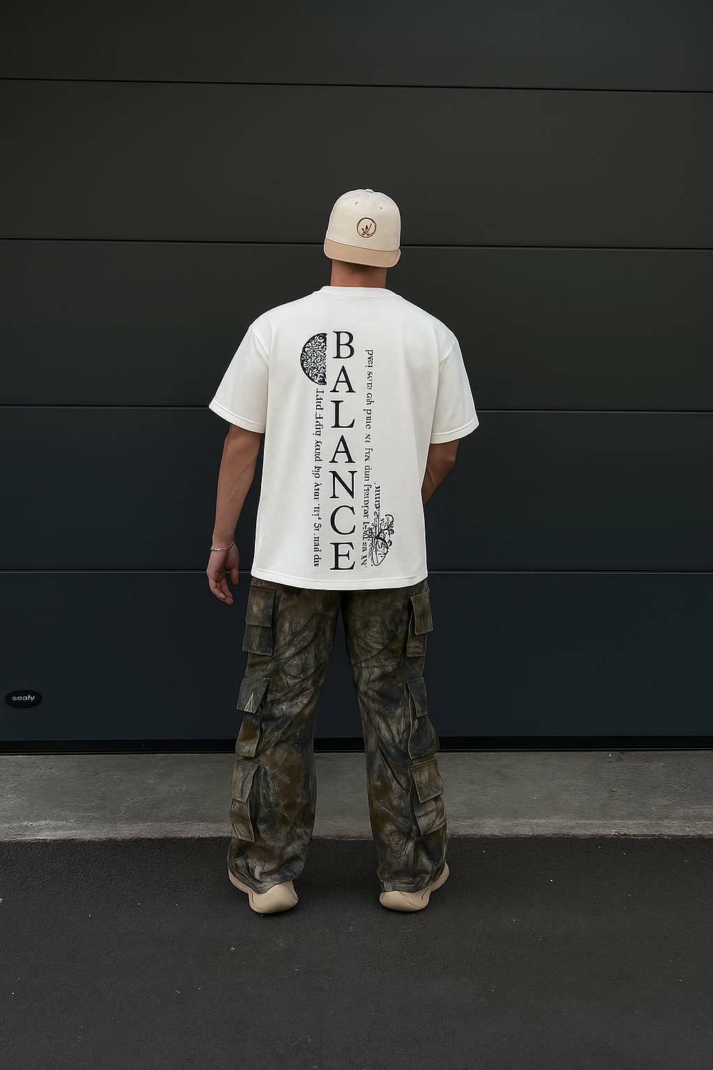 Oversized Balance White tshirt